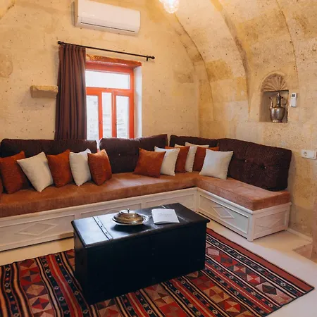 Hezen Cave Hotel