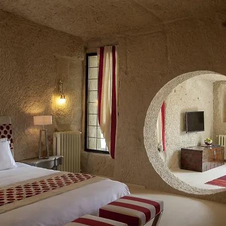 Hotell Hezen Cave 4*