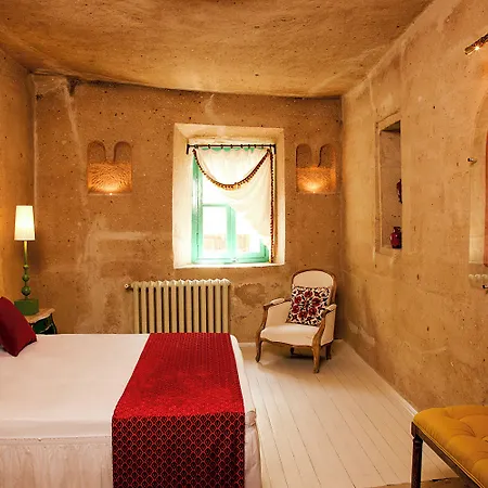 Hezen Cave Ortahisar