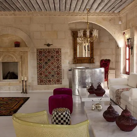 Hezen Cave Otel 4*
