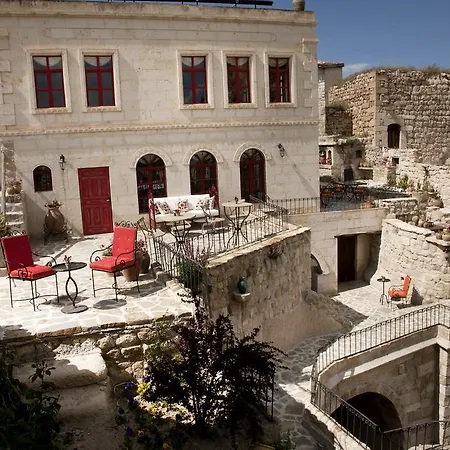 Hezen Cave Hotel 4*