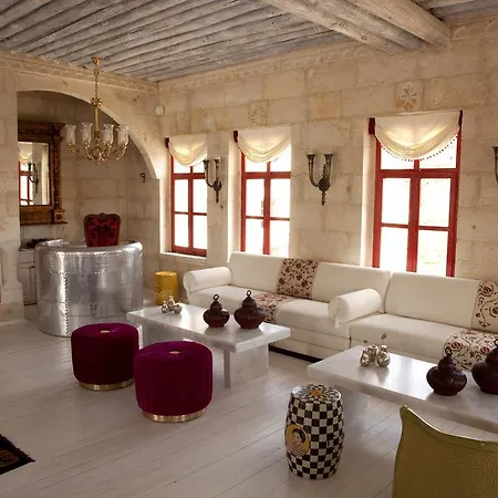 Otel Hezen Cave 4*