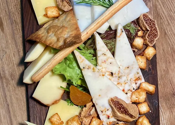 Hezen Cave Ortahisar