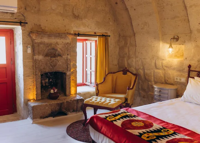 Hezen Cave Ortahisar